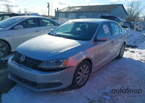 2014 Volkswagen Jetta 1.8T Se from USA, damaged, VIN 3VWD17AJ7EM404512